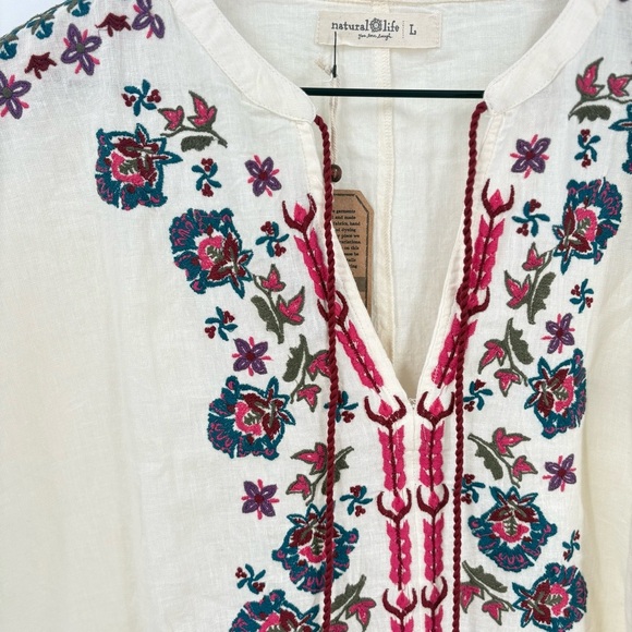 Natural Life Cropped Embroidered Cotton Top Large New - Picture 6 of 7